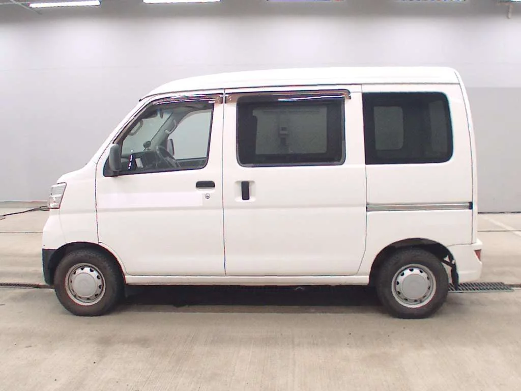 Daihatsu Hijet Cargo S331V 2020